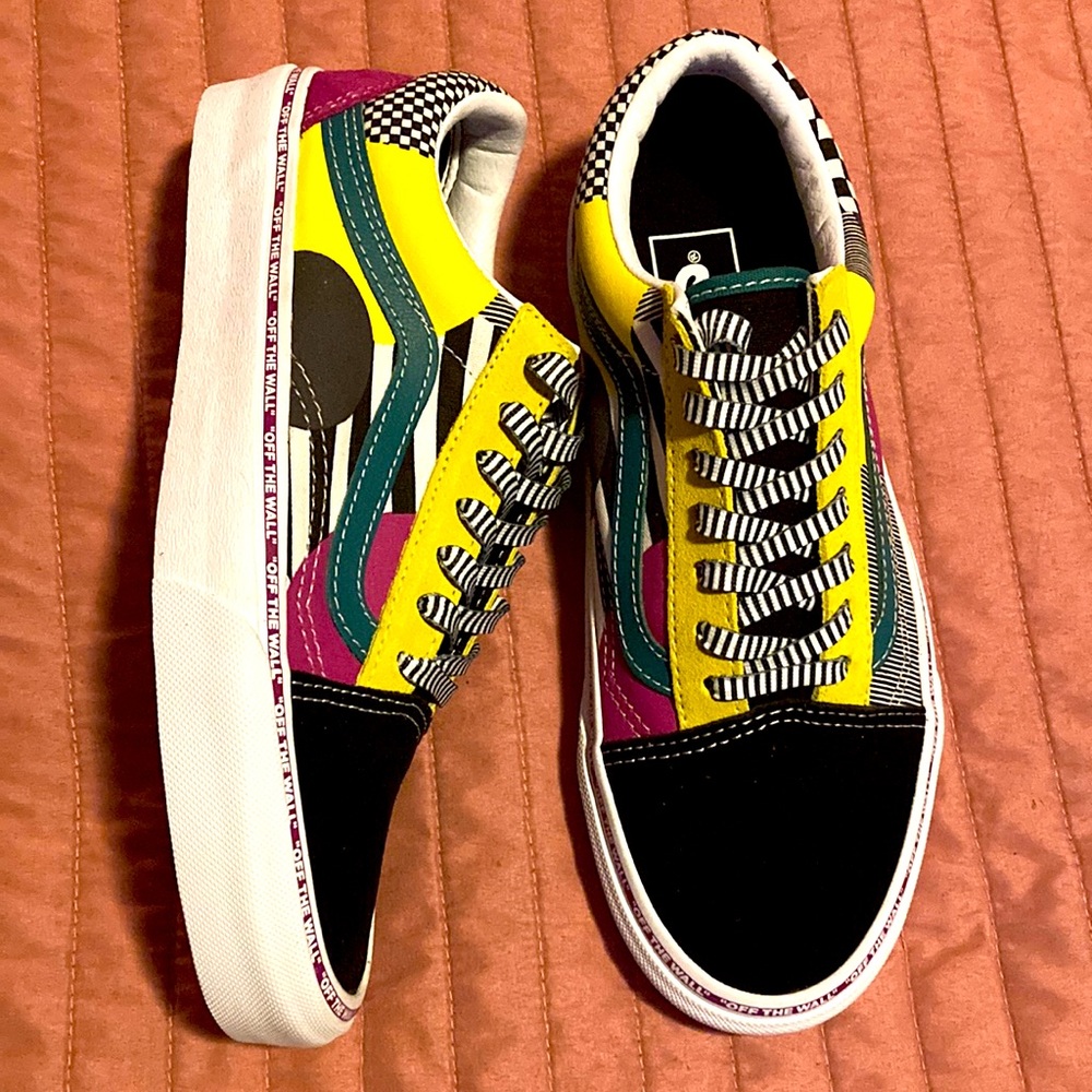 Vans old skool NIB - size 6/7.5